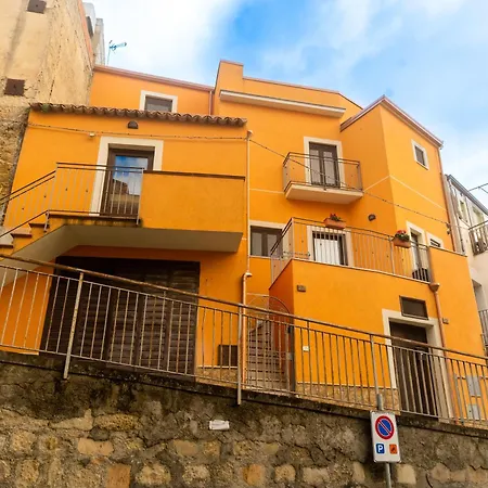 Domus Teja
